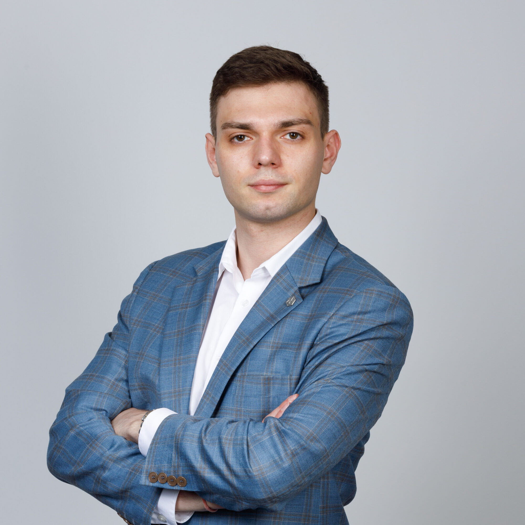 Alexander Shkut, CFA